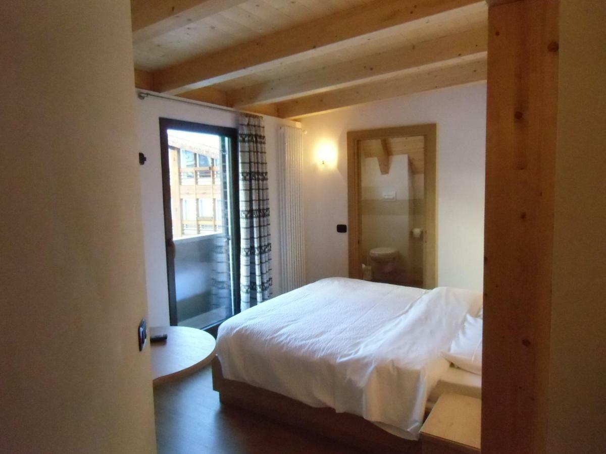 Garni Festil Hotel Campitello di Fassa Exterior foto